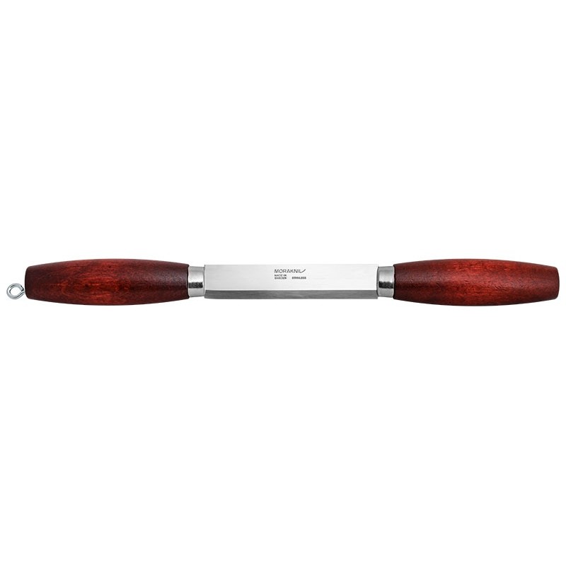 Morakniv Classic wood splitting