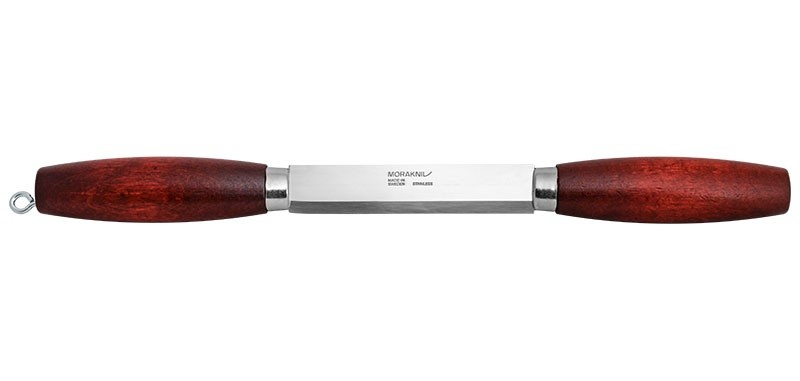 Morakniv Classic wood splitting